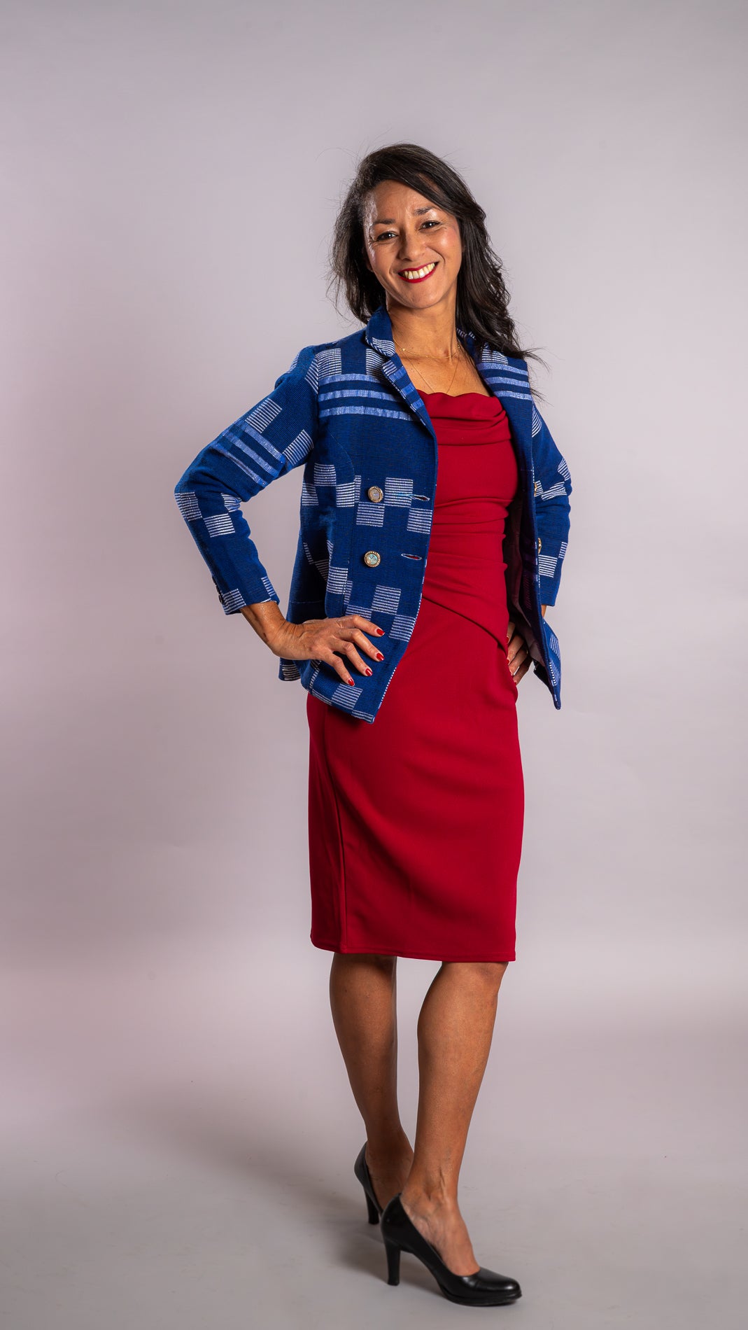Robe avec nœud sur les épaules
