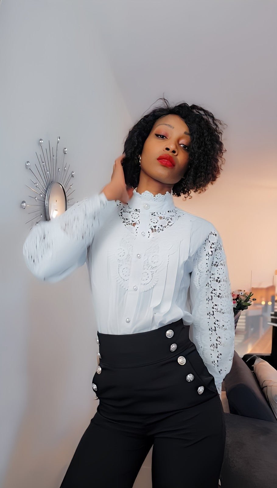 Pantalon taille haute à bouton Isis